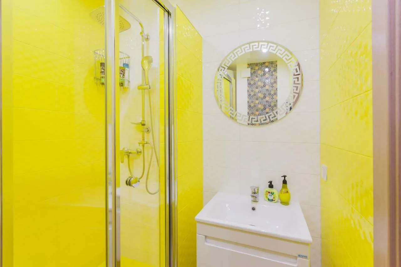 Sunny Apartments On Yulii Zdanovskoi St 36B Kiev