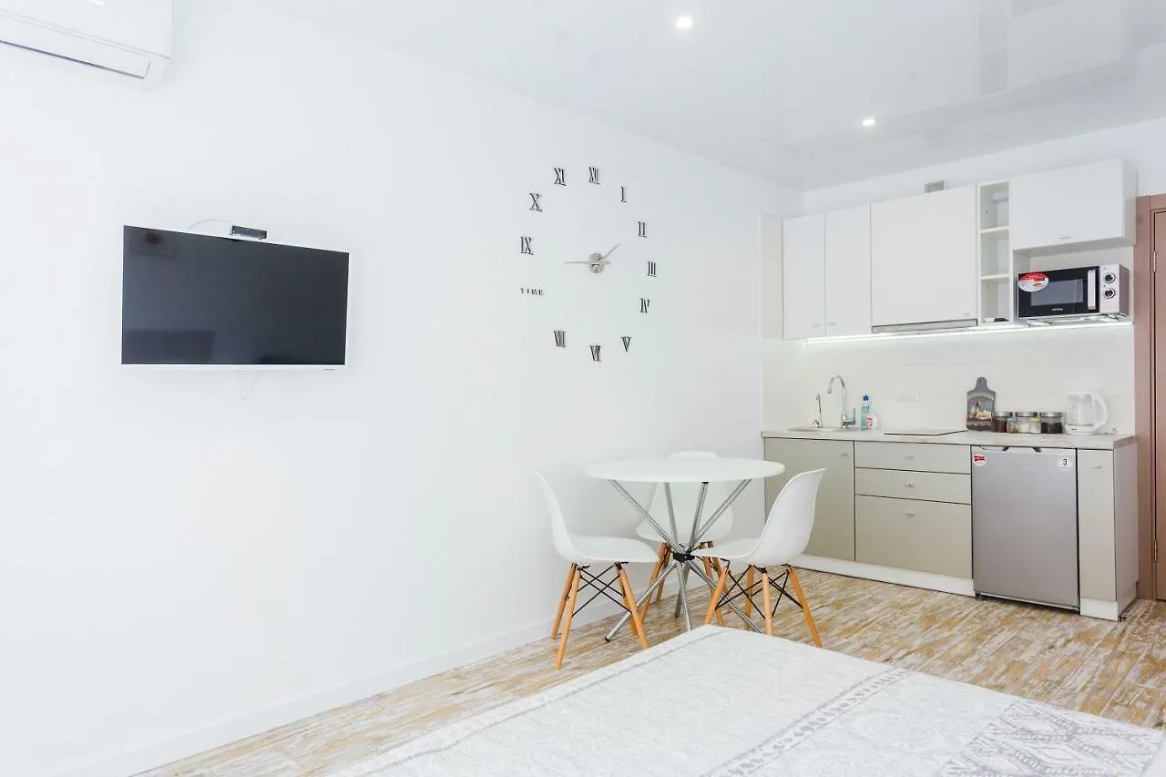 Sunny Apartments On Yulii Zdanovskoi St 36B Kiev 0*,