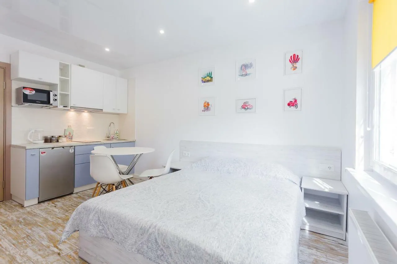 Sunny Apartments On Yulii Zdanovskoi St 36B Kiev Ucrania