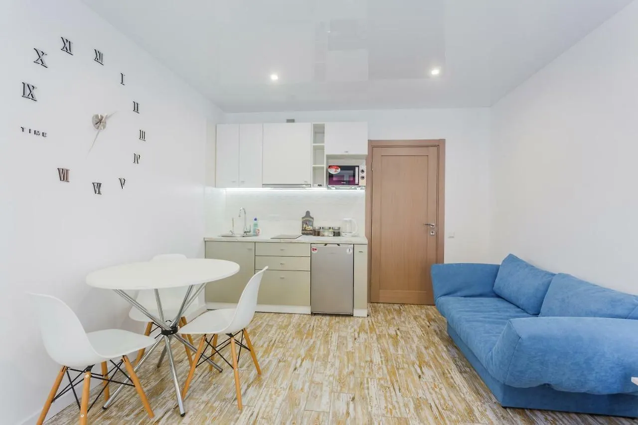 Sunny Apartments On Yulii Zdanovskoi St 36B Kiev